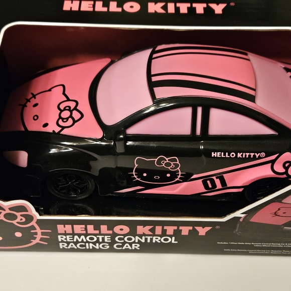 🙍🏼‍♂️⬇️Hello Kitty Remote Control Racing Car With Wheel Controller - Picture 6 of 11